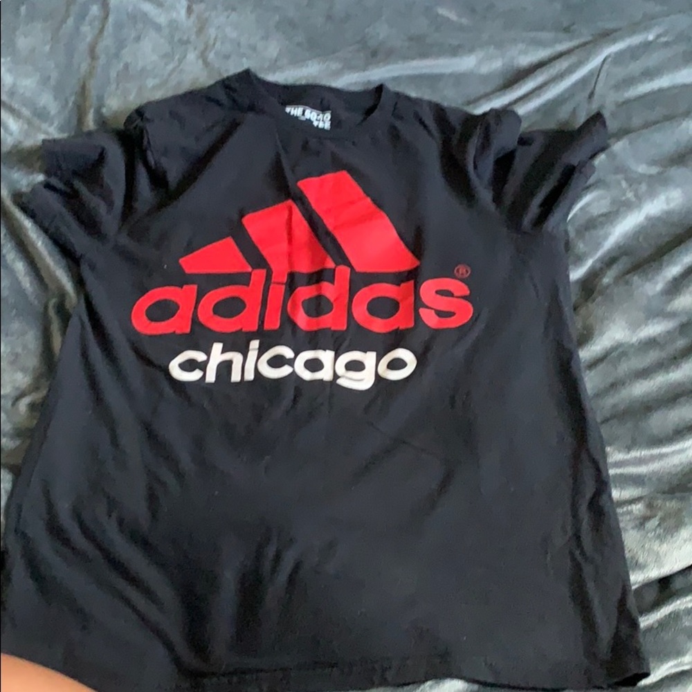 Adidas Go-To “Chicago” Tee
